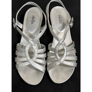 Women's Abella 8M Silver strappy wedge Sandals